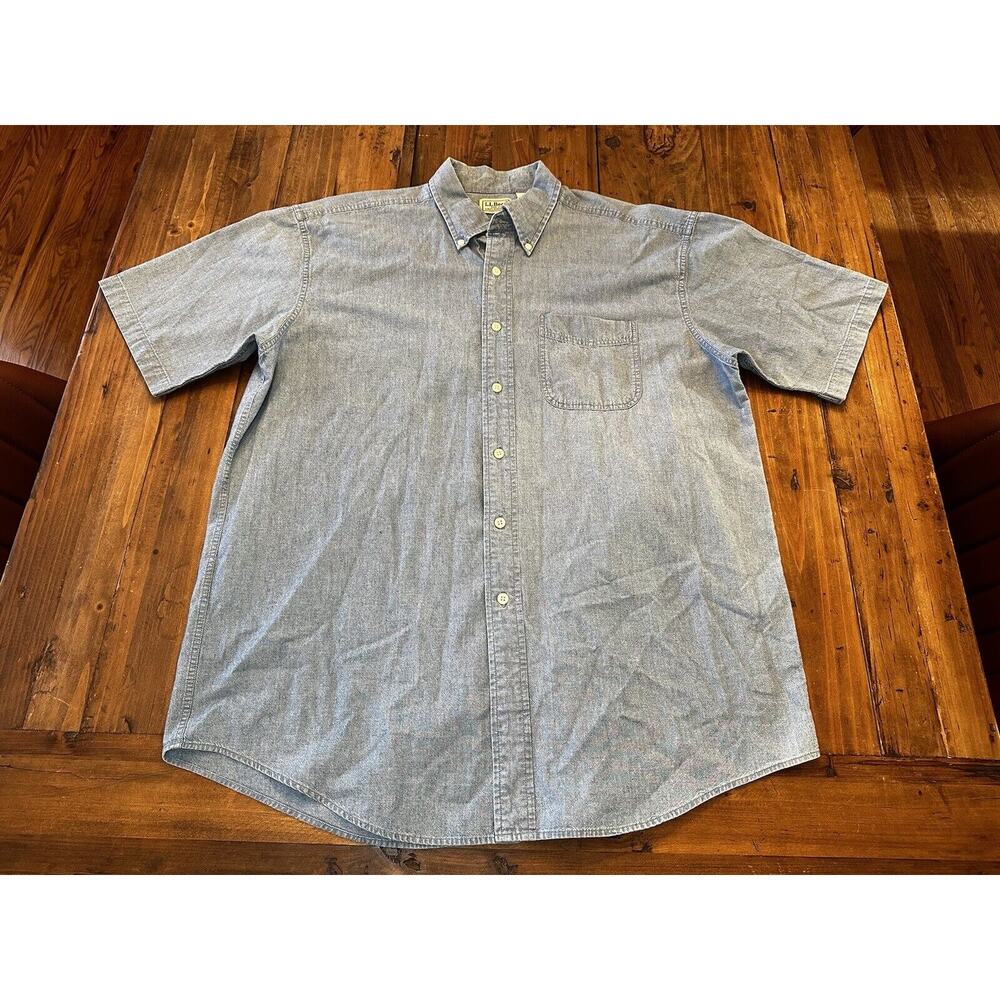 LL Bean Men’s Short Sleeve Cotton Button Shirt Size Large Blue Denim